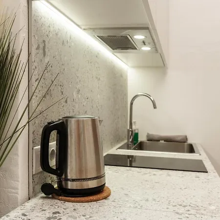 Apartman Air 211 *