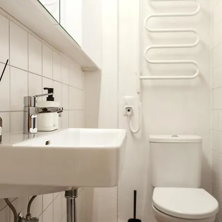 Air 211 * Вильнюс